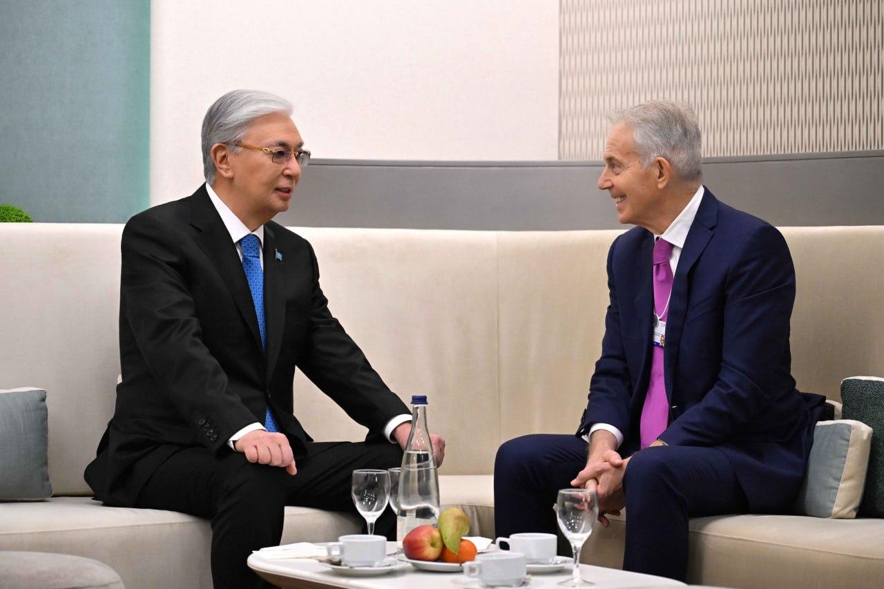 В Давосе обсуждены вопросы сотрудничества в сферах международной политики, торговли и спорта