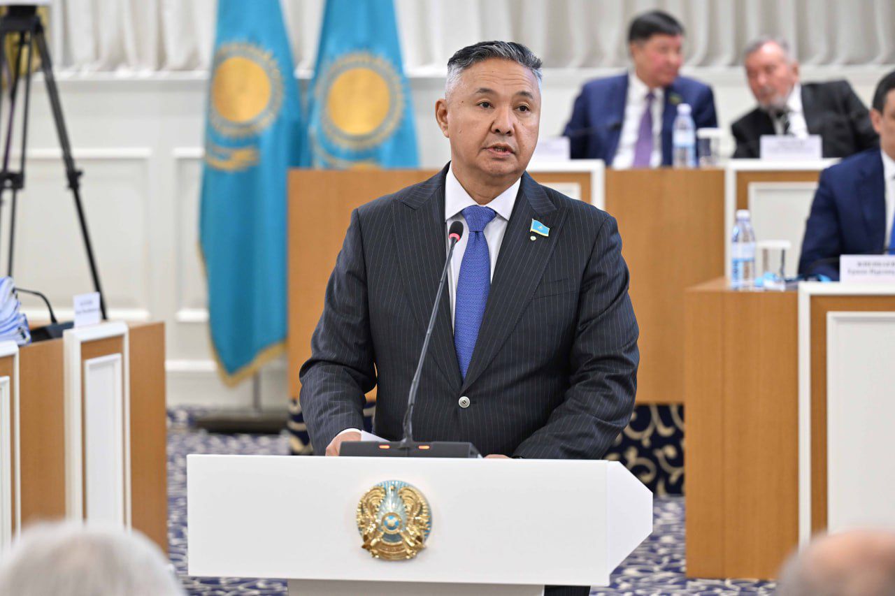 Азат Перуашев: Конституциялық реформа – бұл бүкіл саяси жүйені терең қайта жаңғырту