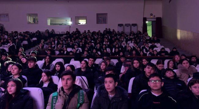В Сатпаеве прошел антинаркотический форум «Чистое сознание – светлое общество», в котором приняли участие более 500 подростков