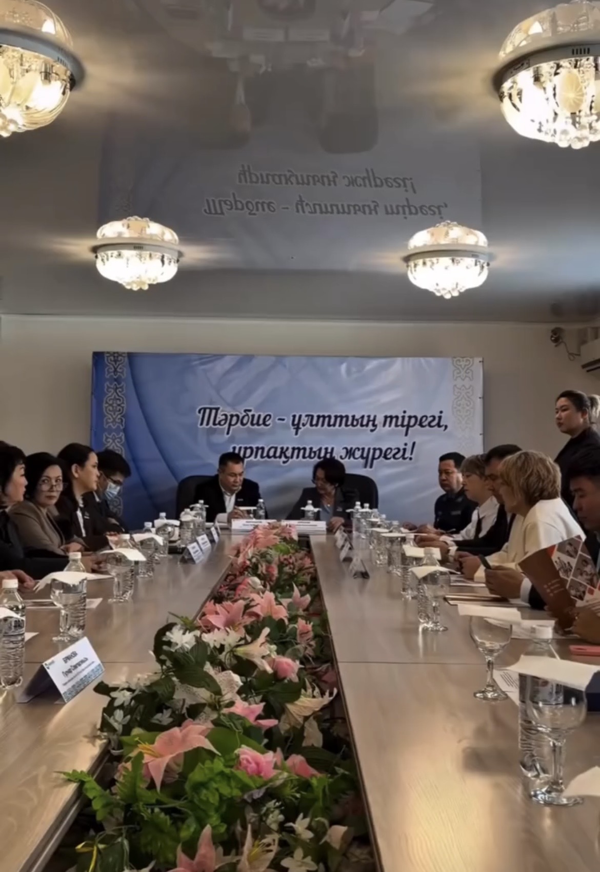 Ұлытау облысында «Жетімдерсіз аймақ» тақырыбында дөңгелек үстел өтті