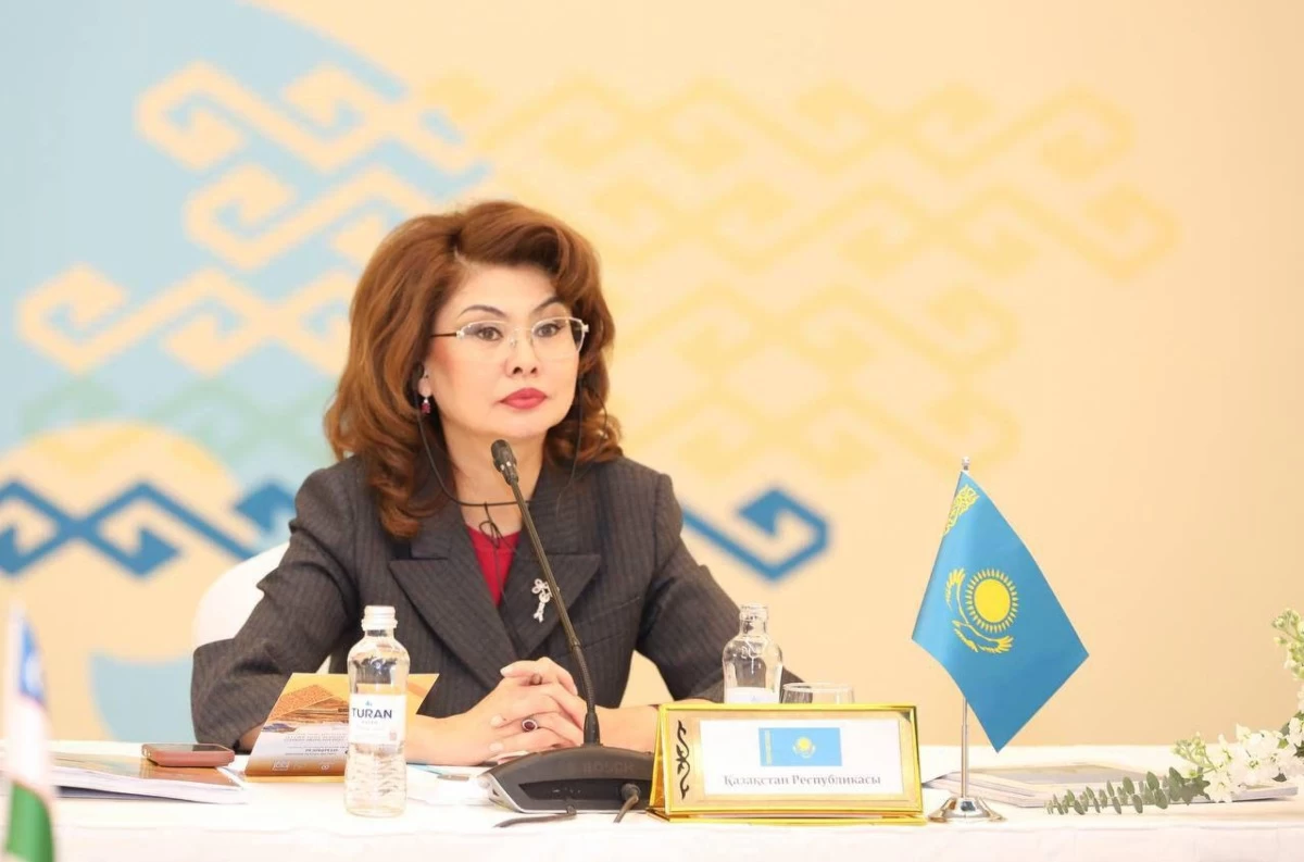 КОНСТИТУЦИЯҒА ҚАТЫСТЫ ФЕЙКТЕР ТАРАП, ТҰРАҚСЫЗДАНДЫРУҒА БАҒЫТТАЛҒАН ӘРЕКЕТТЕР ЖАСАЛУДА