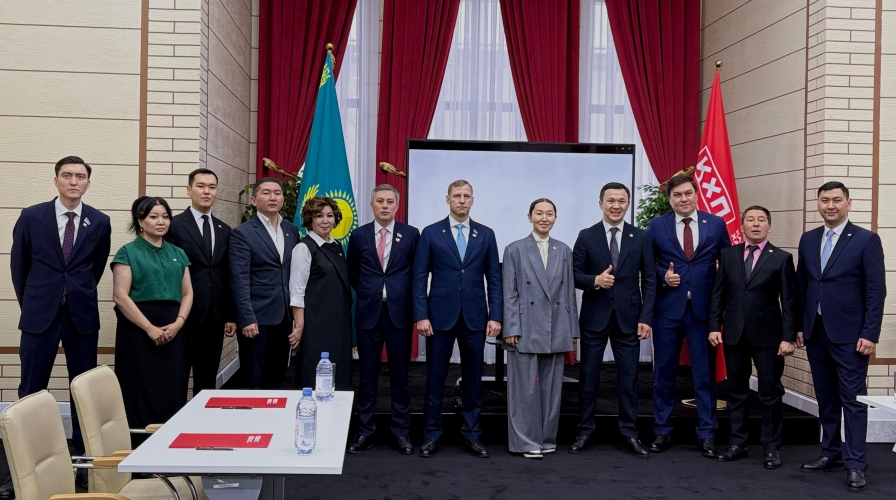 НПК орталық кеңсесінде жаңа Конституция жобасы бойынша дебаттар өтті