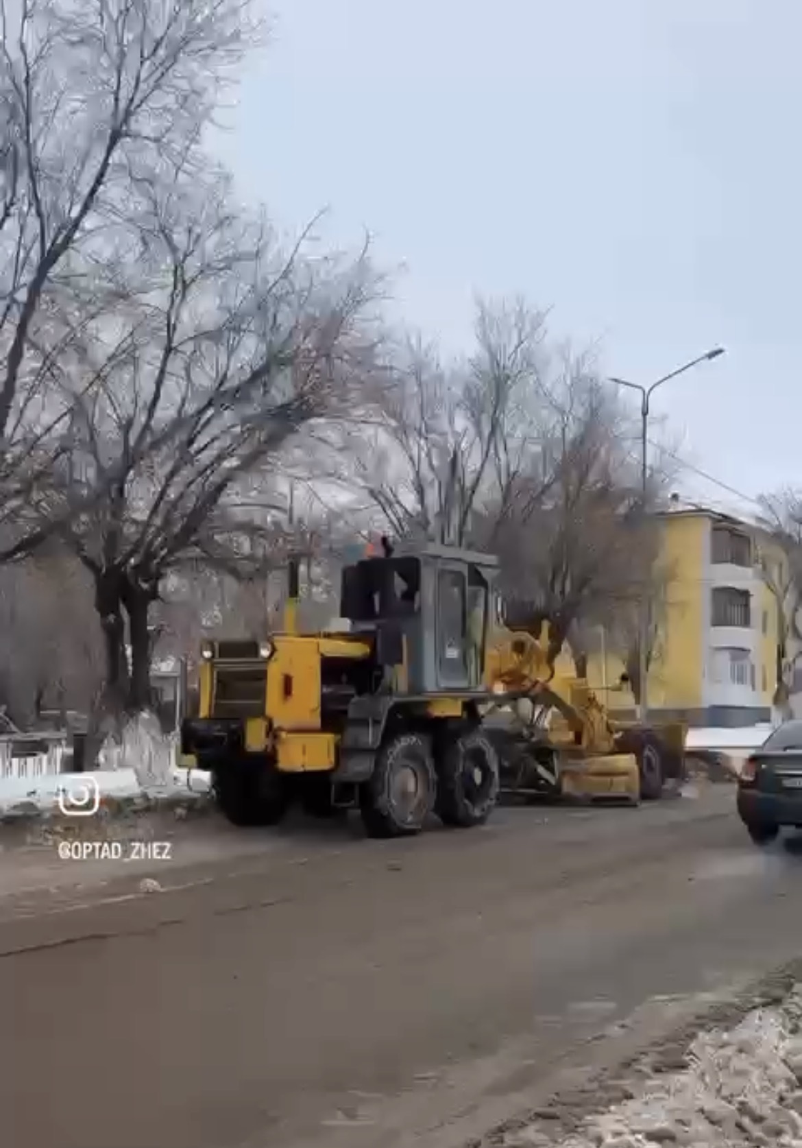 Жезқазған қаласында «Таза Қазақстан» акциясы аясында қар тазалау жұмыстары жүргізілді