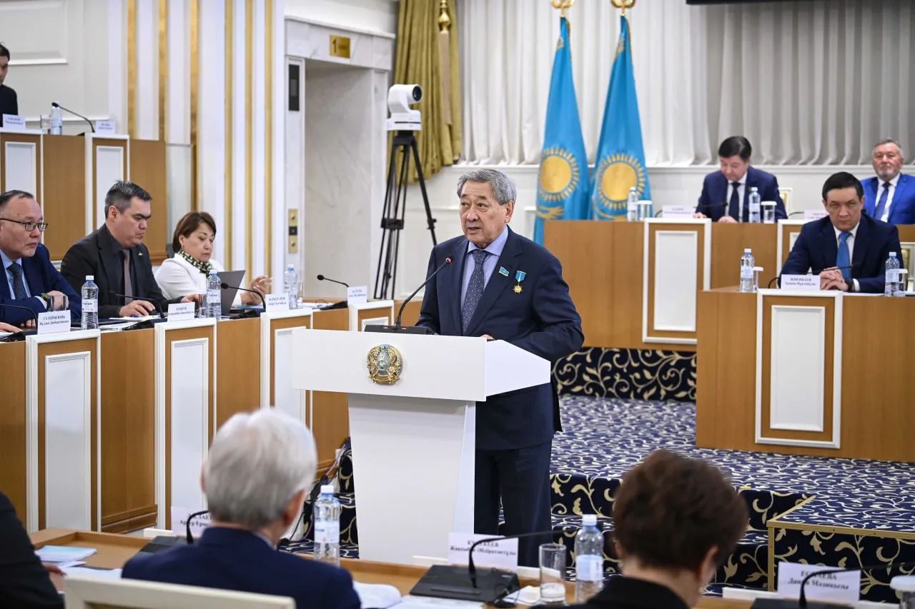 Депутат Мажилиса, председатель республиканского общественного объединения «Организация ветеранов» Бактыгожа Измухамбетов рассказал, какие важные нормы, касающиеся пожилых людей, вошли в проект новой Конституции.