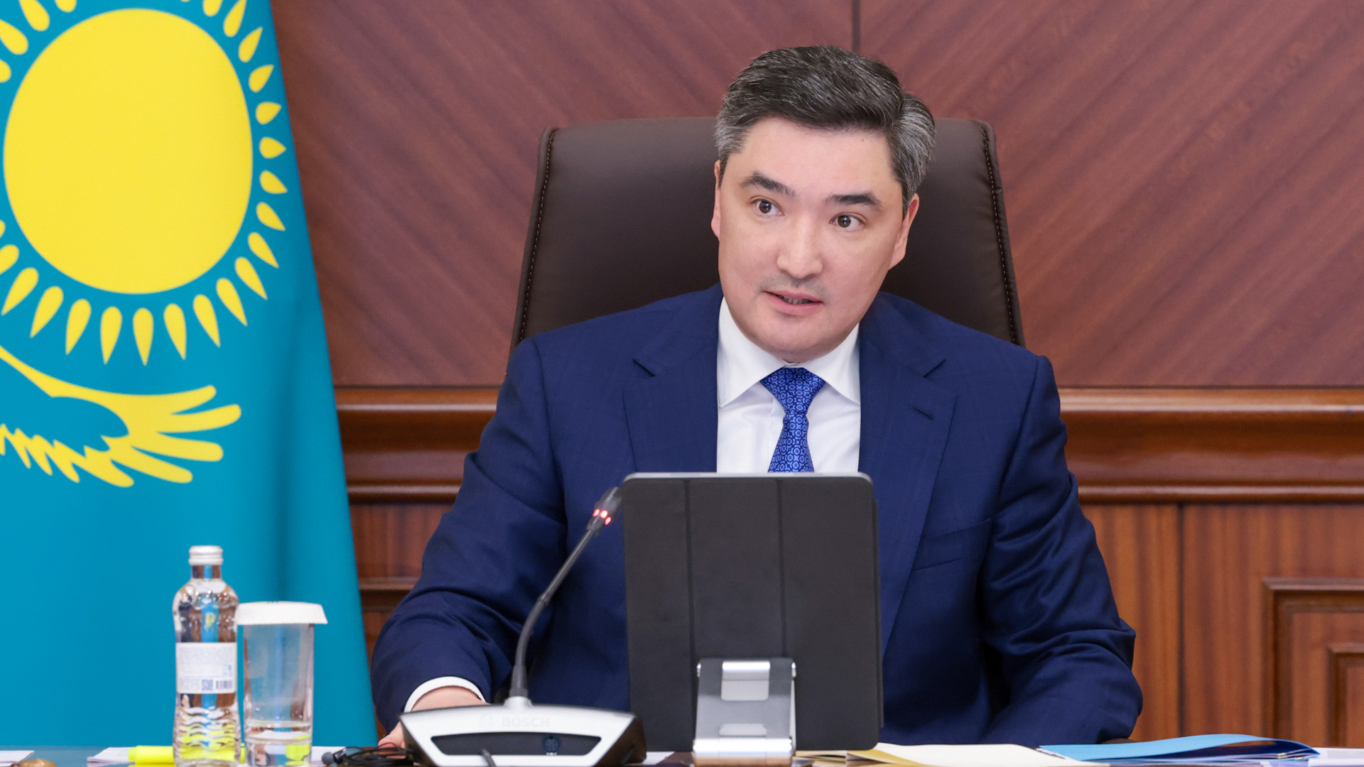 Олжас Бектенов Президенту доложил об исполнении поручений по укреплению экономики страны