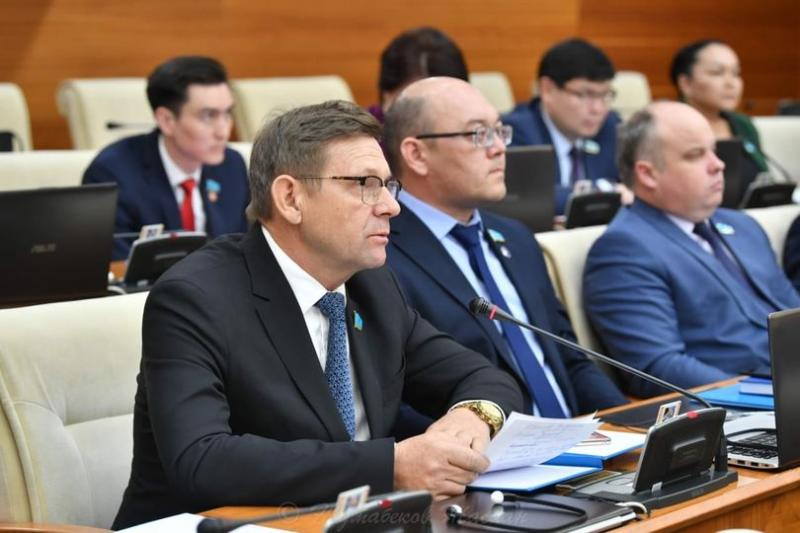 Жаңа Конституция – қоғамның нақты талап-тілегін бейнелейтін біртұтас құжат – Сергей Пономарев