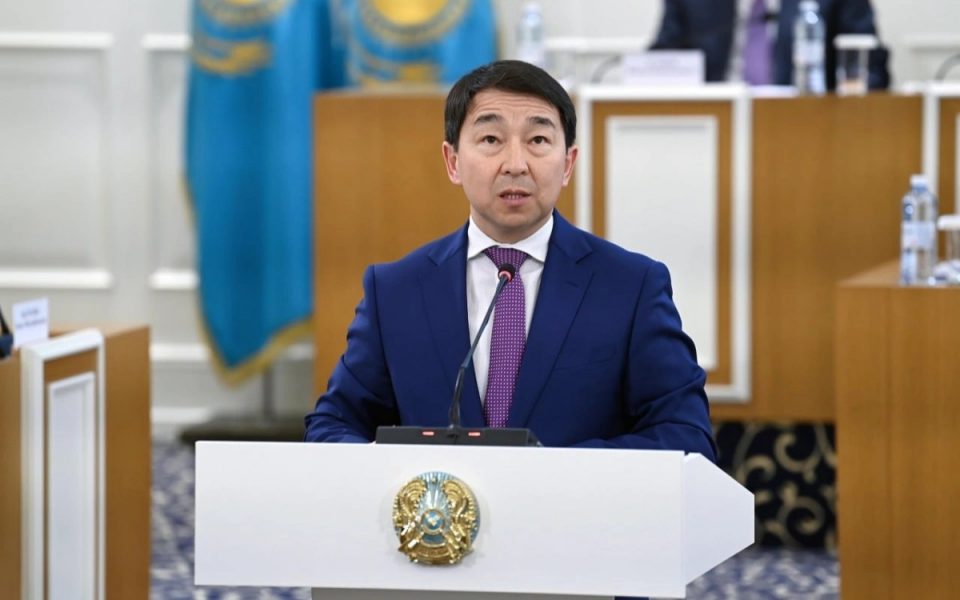 Пысықталған Конституцияның жобасы жан-жақты талқыланып, қолдау тапты – Бақыт Нұрмұханов