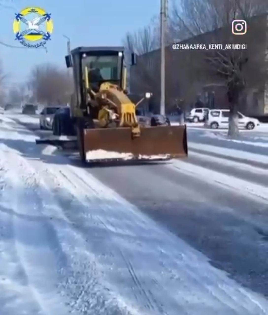 Зимний периодтағы қар тазалау жұмыстары жүйелі жүргізілуде