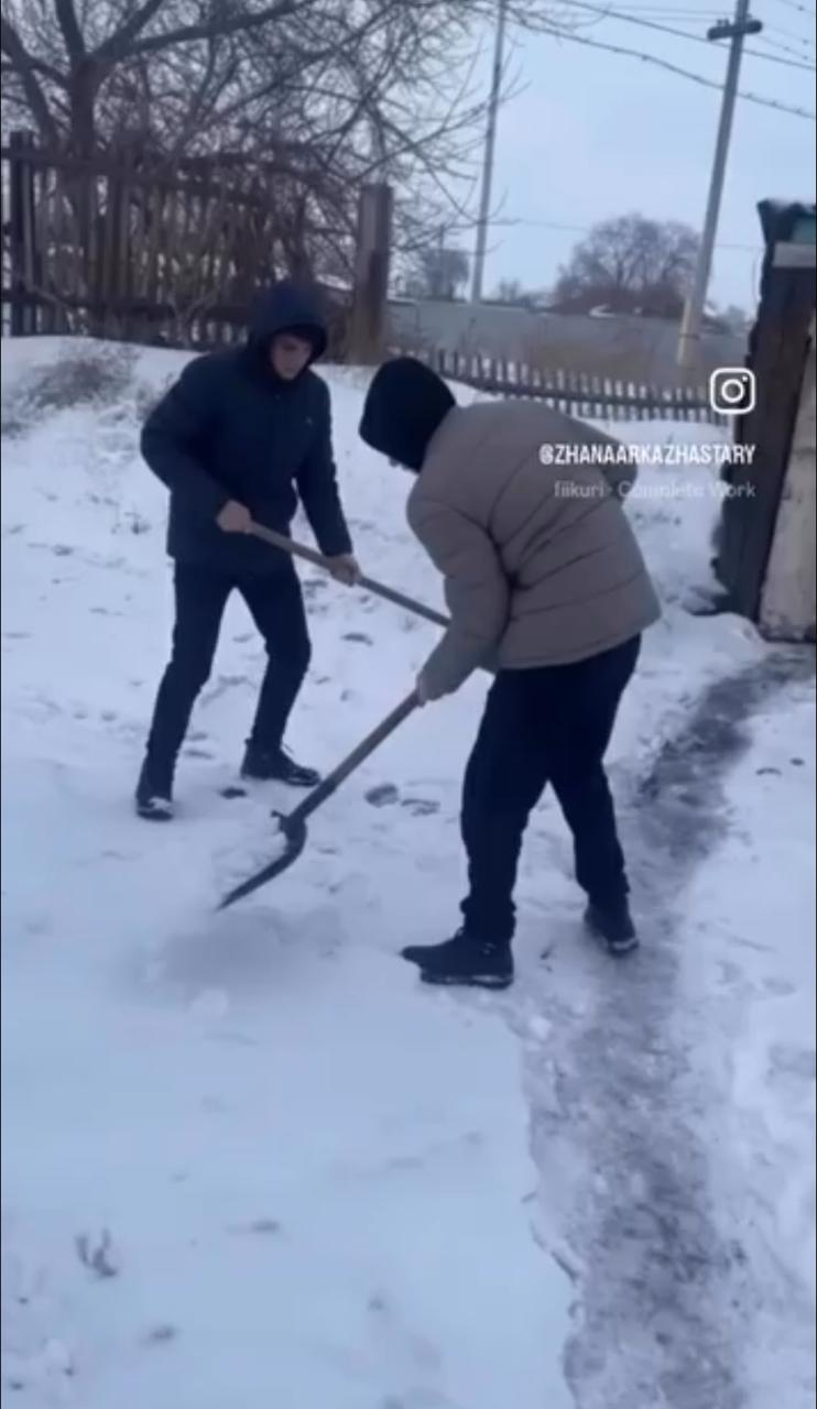 Жаңаарқа ауданы аумағында қысқы қар тазалау жұмыстары қарқынды жүргізілуде
