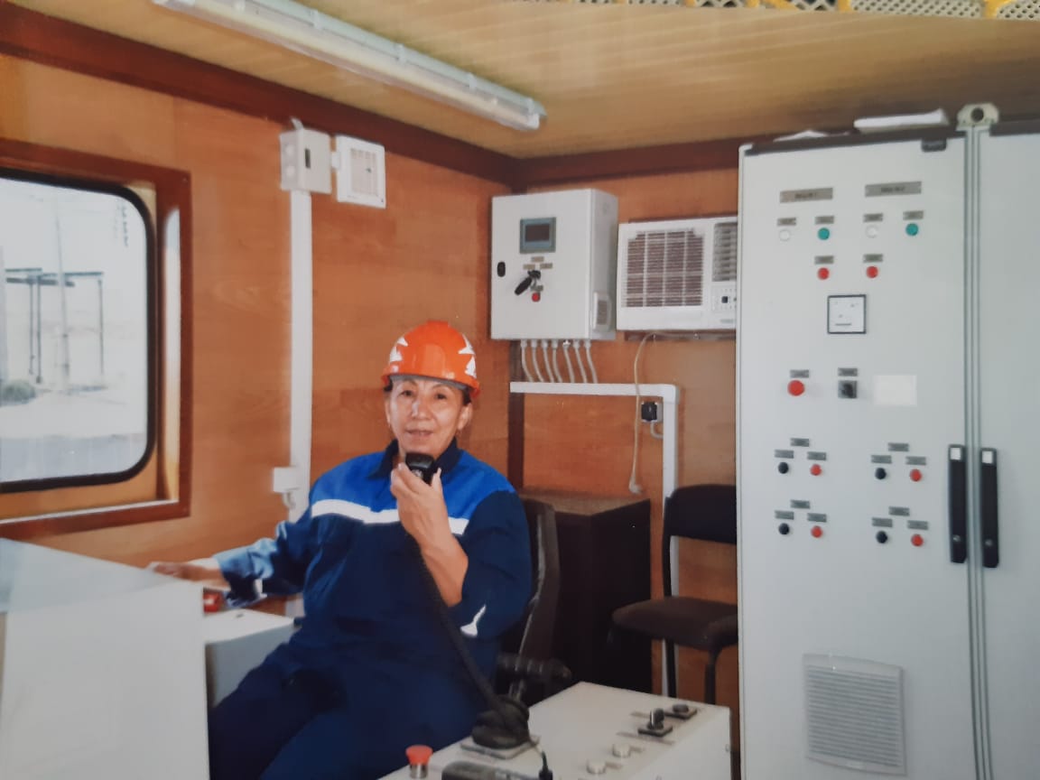 АБЫРОЙЫ АСҚАҚ , БЕДЕЛІ БИІК