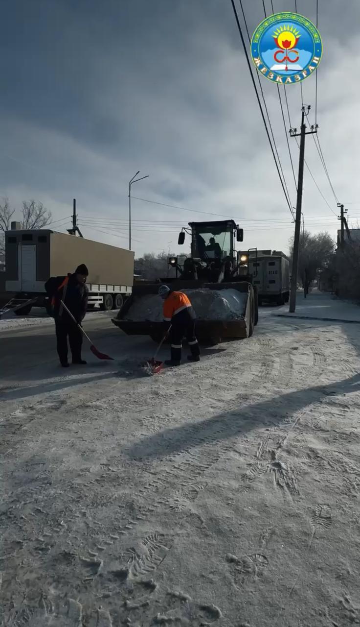 Жезқазғанда «Таза Қазақстан» акциясы: Қар тазалау жұмыстары мен қауіпсіздікті қамтамасыз ету