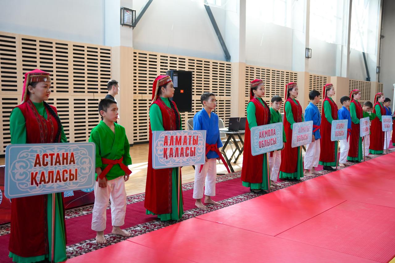 Ұлытауда құраш күресінен Қазақстан Республикасының чемпионаты өтуде