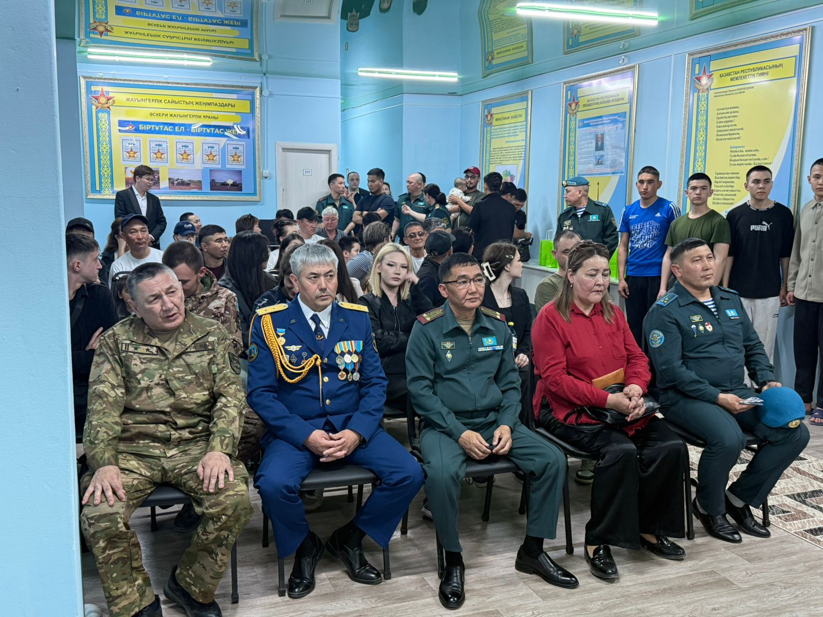 ҰЛЫТАУДЫҢ ЖАС ҰЛАНДАРЫ ӘСКЕРГЕ АТТАНДЫ