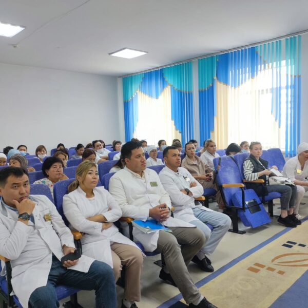 МӘМС-тің МАҢЫЗЫ МЕДИЦИНАЛЫҚ ҰЖЫМДАРДА ТҮСІНДІРІЛДІ