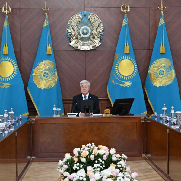 «Сырттағы ахуал күрделі болса да, елімізде жақсы нәтижелер бар. Ел экономикасы өсіп жатыр. Бірақ шешімін таппаған түйткілдер әлі де көп