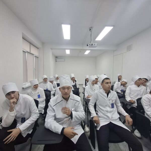 Мемлекет басшысы Қасым-Жомарт Тоқаев «Жасанды интеллект дәуіріндегі Қазақстан: өзекті мәселелер және оны түбегейлі цифрлық өзгерістер арқылы шешу» атты Қазақстан халқына Жолдауы