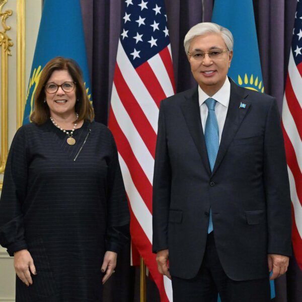 «АҚШ және әлемдік компаниялар жетекшілерінің қатысуымен өткен маңызды жиын»