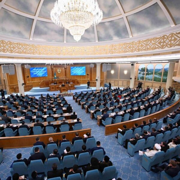 Жасанды интеллекті дәуіріндегі мәдениет пен өнердің дамуы