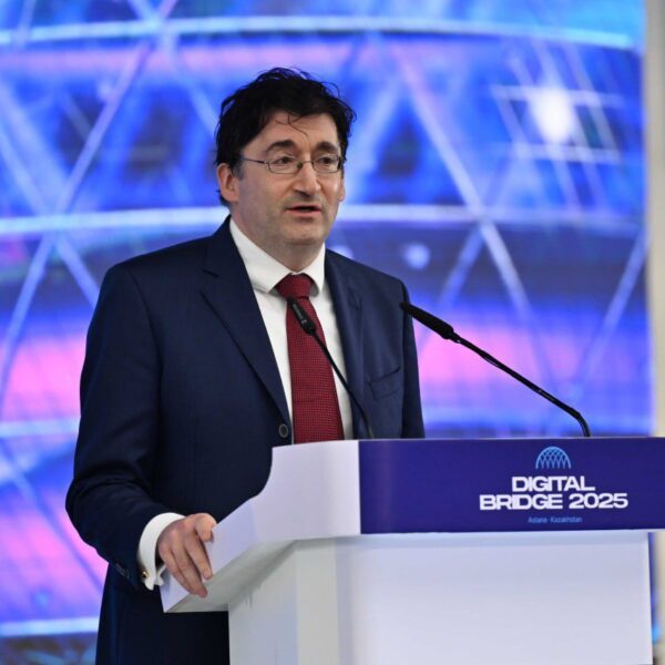 Форумда әлемдік IT және бизнес көшбасшылары сөз сөйледі