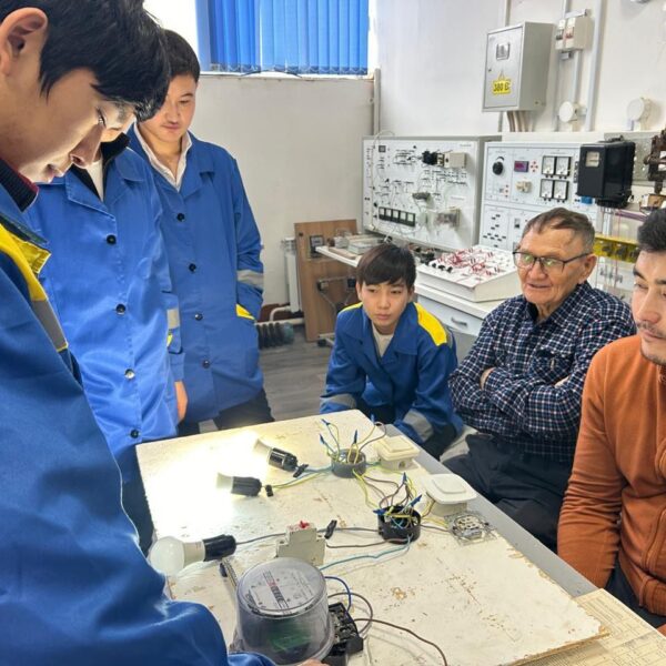 Жұмысшы мамандықтар жылы