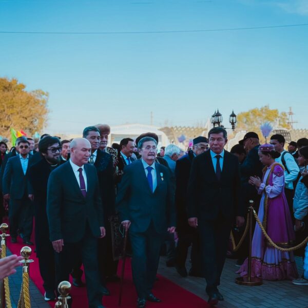 ҰЛЫТАУ ОБЛЫСЫНДА ҚАЙРАТ БАЙБОСЫНОВТЫҢ МЕРЕЙТОЙЫ АТАЛЫП ӨТТІ